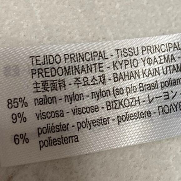 Zara Women's White Long Sleeve Crew Neck Knit Cozy Cropped Sweater Top Size M - Picture 4 of 4